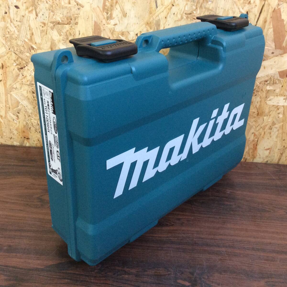 【TH-2485】未使用 makita マキタ 充電式インパクトドライバ TD110DSHX 純正10.8V1.5Ahスライドバッテリ2個 充電器付の画像5