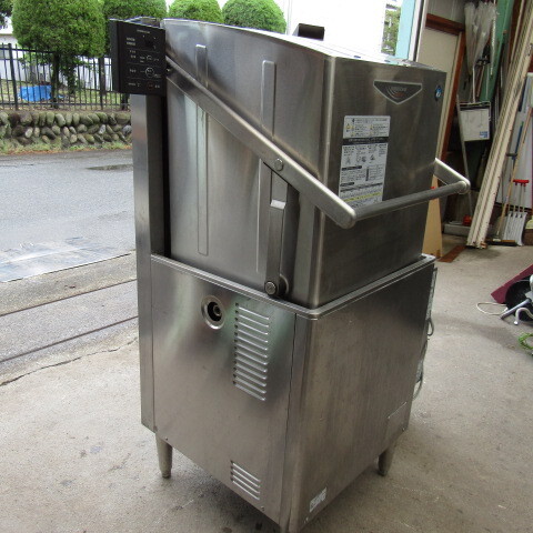 ホシザキ 業務用食器洗浄機 食洗機 ブースター付き JWE-680A 2013年製 三相200V 50Hz専用 中古★6-0510の画像2