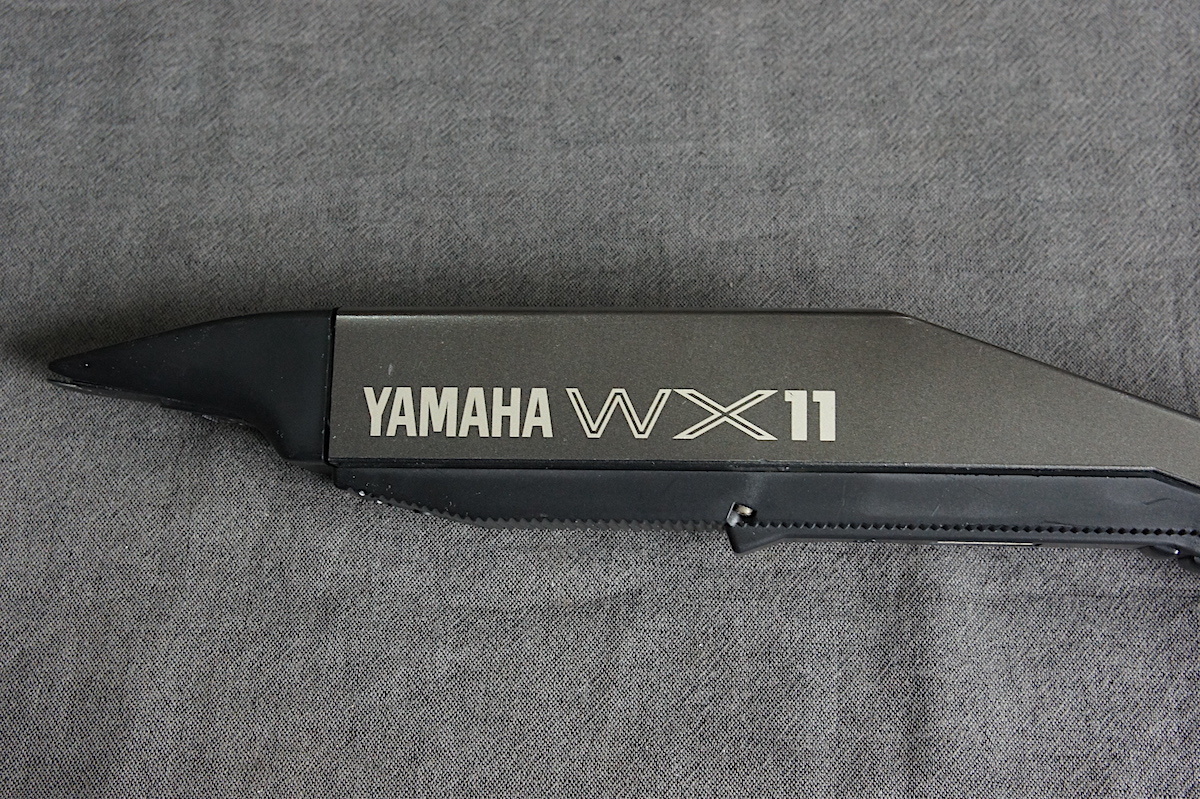 送料込 動作確認済 YAMAHA WX11ウインドシンセサイザー BT7 MIDIバッテリーボックス 純正アダプター付 MIDIコントローラー電子サックス_画像2