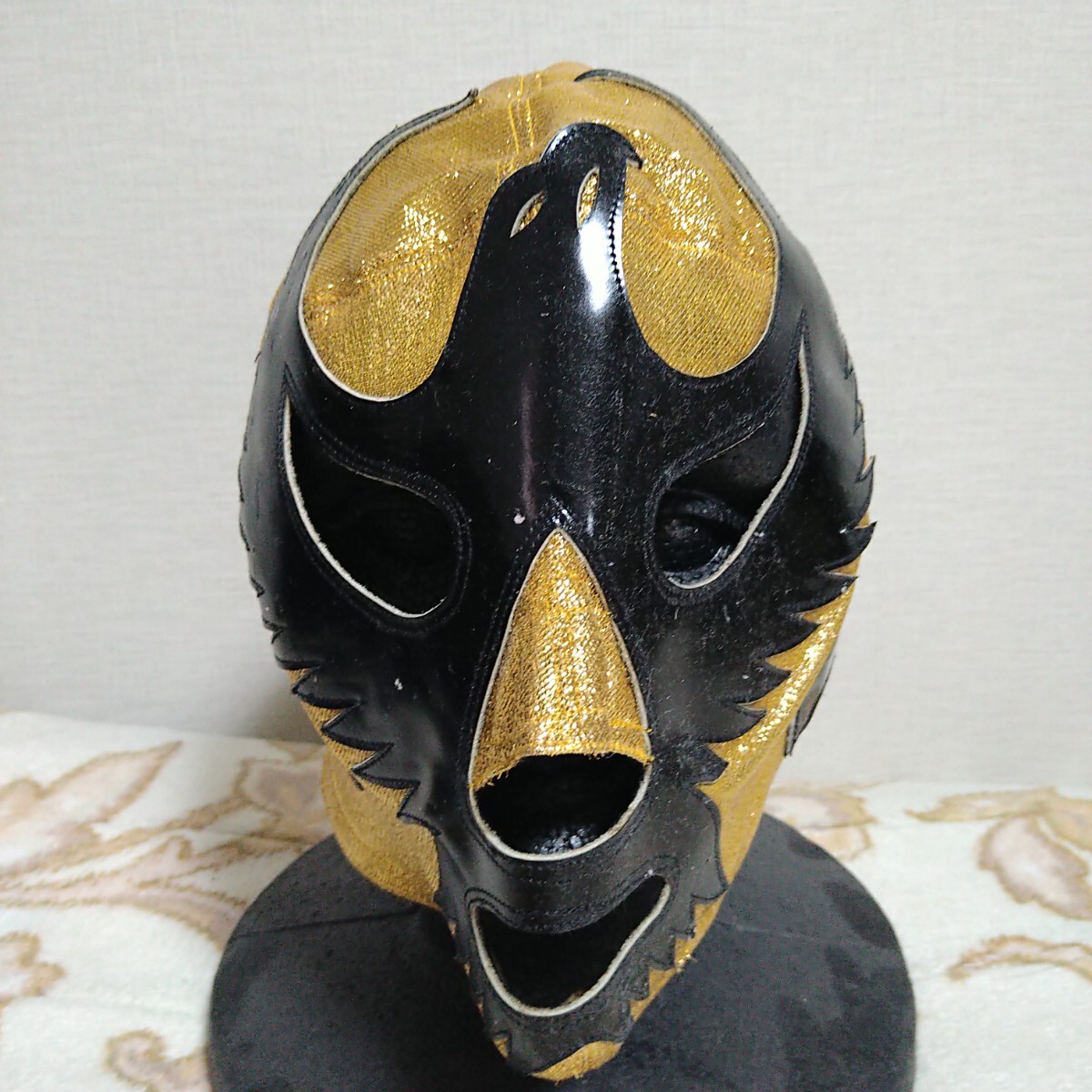 ミルマスカラス　ロペス製マスク　タグ付き　鷲マスク　2000年代CMLLジャパン参戦時同一モデル マスク ミル マスカラス_画像1