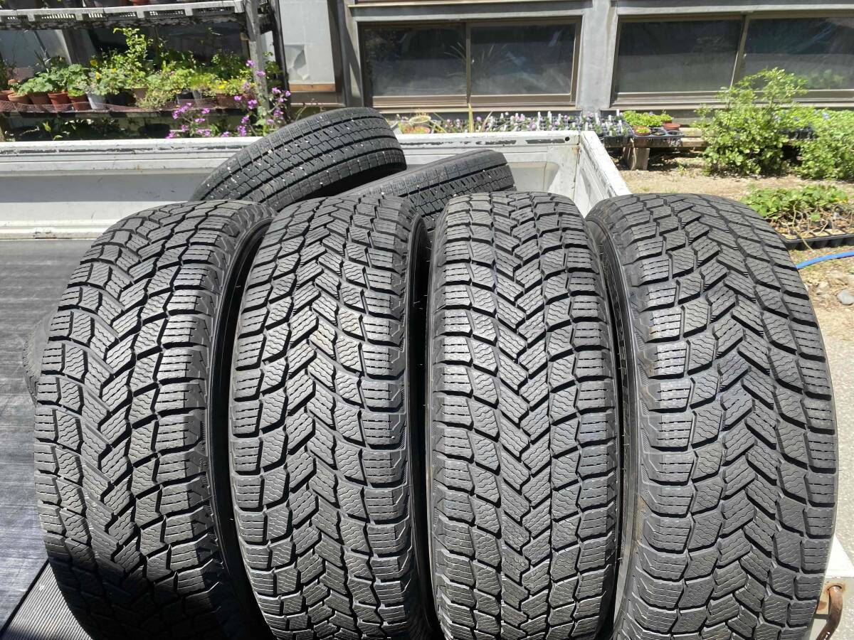 ☆ 2021年製 イボ付き 9分山 ☆ スタッドレスタイヤ 中古4本セット ☆ 195/65R15 95T XL ☆ MICHELIN X-ICE SNOW プリウス ノア _画像1