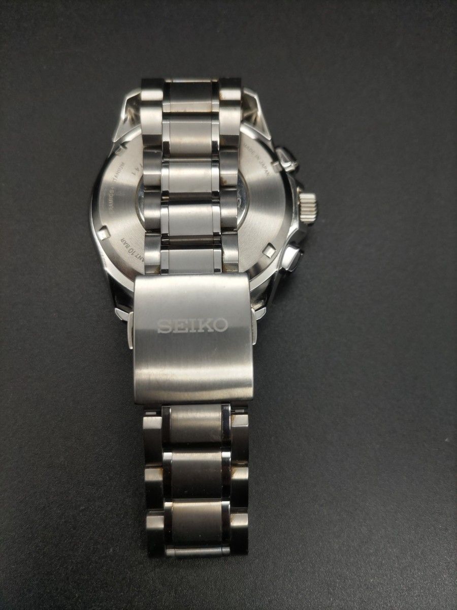 セイコー アストロン SBXB101 クロノグラフ  8X82-0AS0-2 GPSソーラー電波 チタン＆セラミック メンズ腕時計