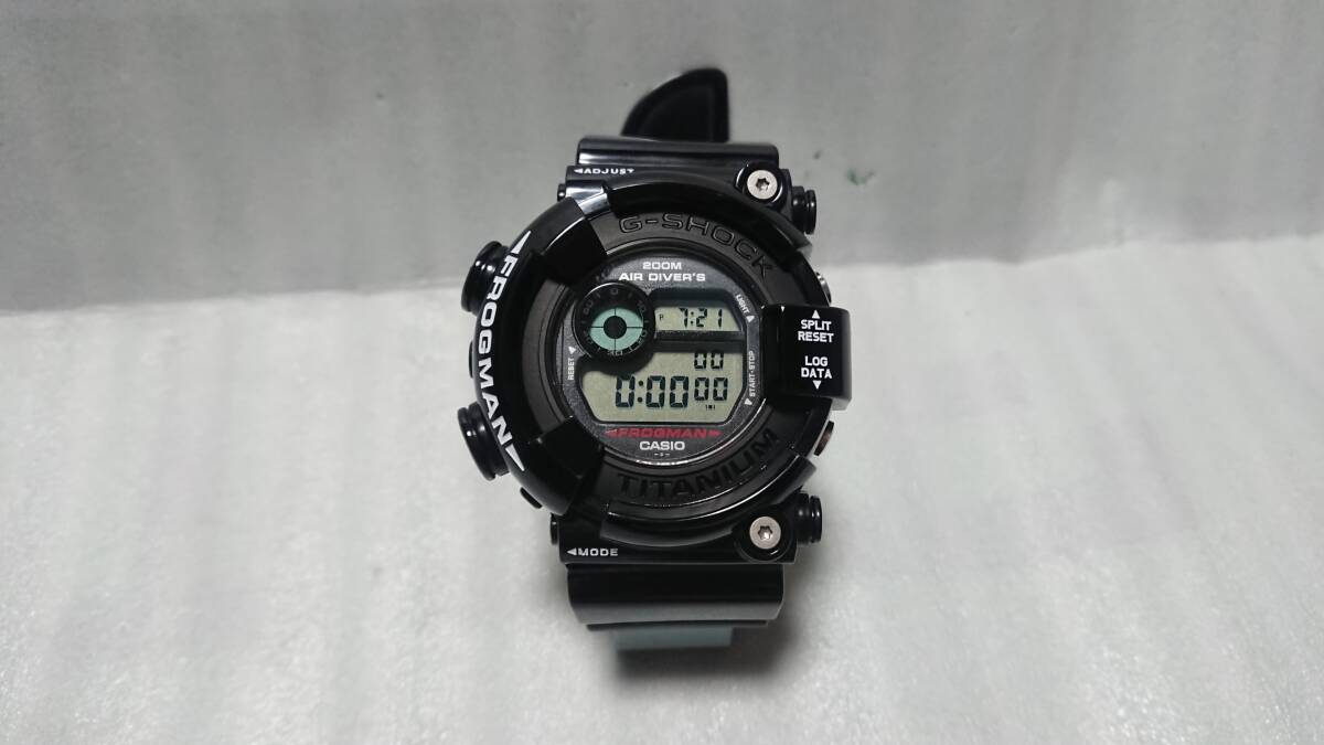 ●カシオ　G－SHOCK　フロッグマン　DW-8200　ベゼル、バンド ブラックカラー　未使用品！!_画像2