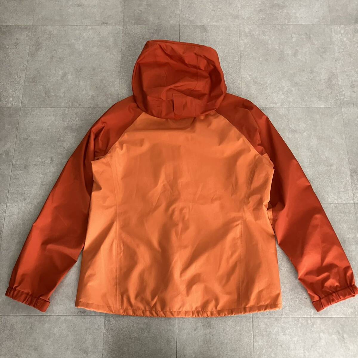 Bibian 比比昂 - ○極美品 mont-bell モンベル サンダーパス Bibian 比比昂 - ○極美品 mont-bell モンベル サンダーパス