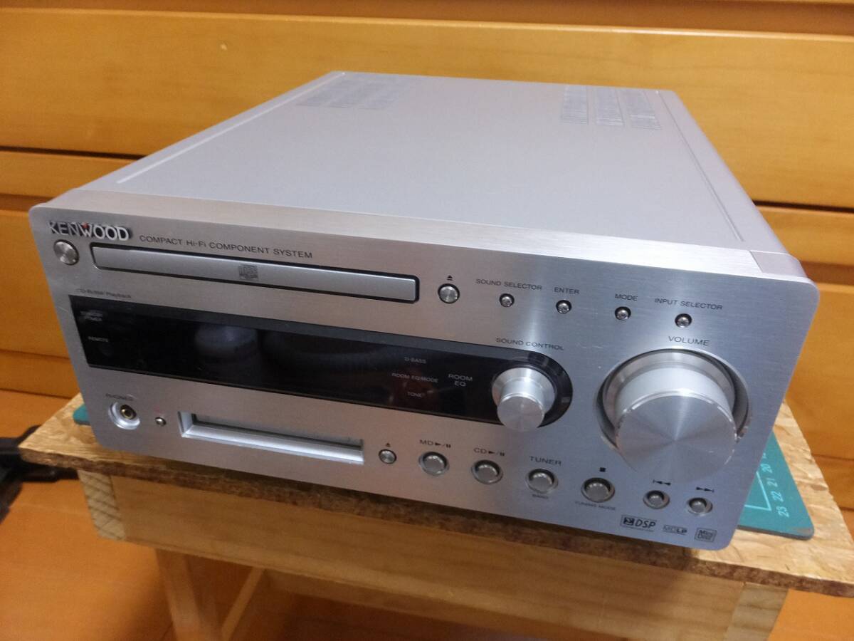 【動作品・美品】(CDピックアップ新品)KENWOOD R-K700 CD・MDコンポ 本体のみの画像1