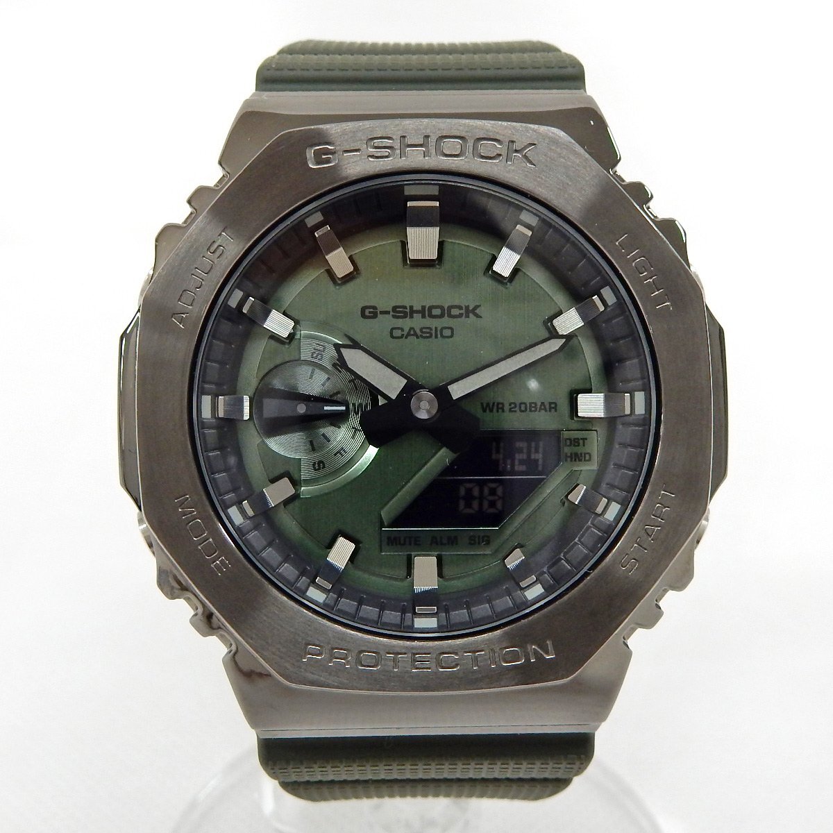 SA83 [送料無料/中古美品] CASIO カシオ G-SHOCK Gショック ANALOG-DIGITAL クォーツ腕時計 GM-2100B-3AJF カーキーの画像2