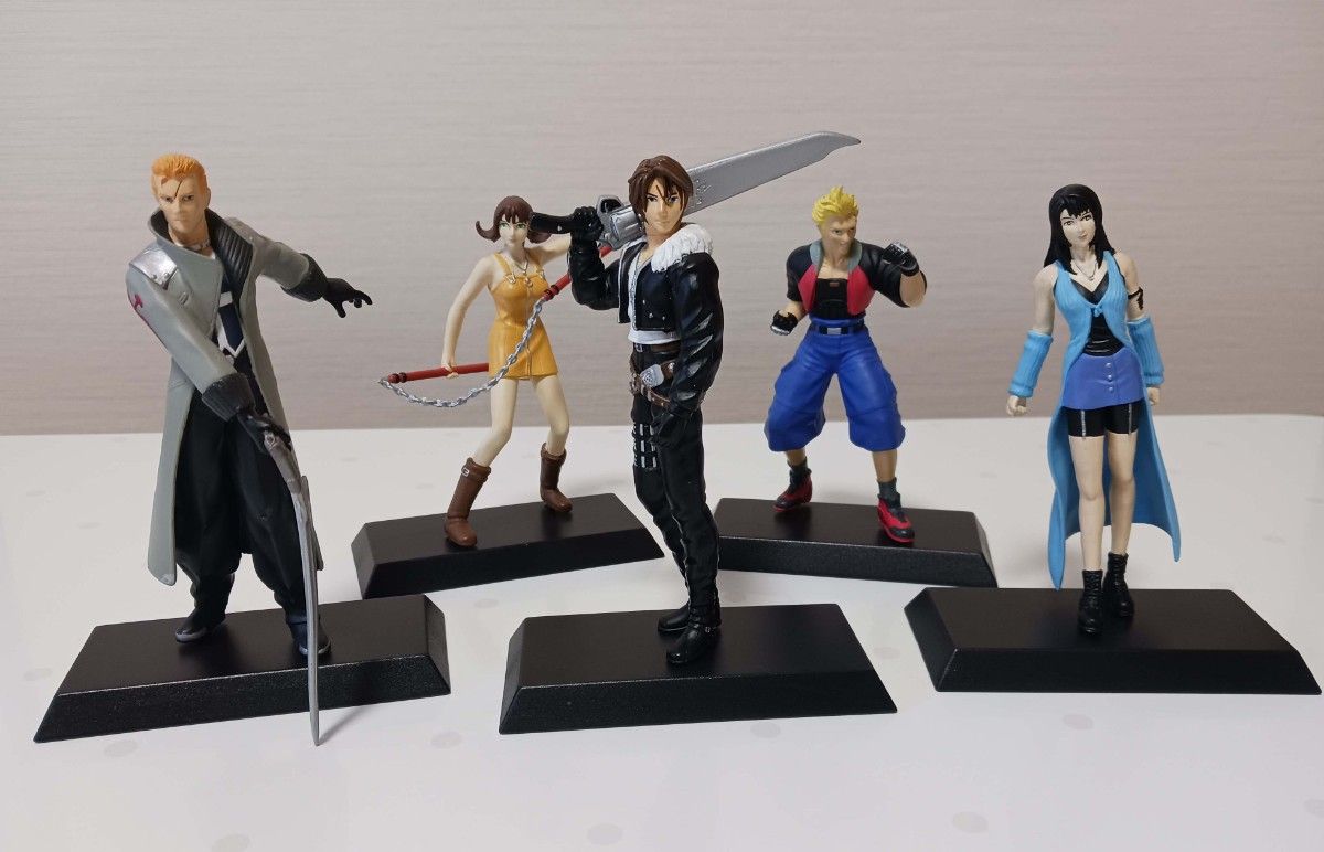 コトブキヤ ARTFX ファイナルファンタジーX フィギュア