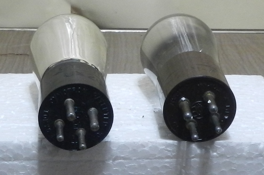 真空管 ナス管 UX201-A ２本 ヒーター部分導通確認のみ ジャンク 送料着払いの画像2