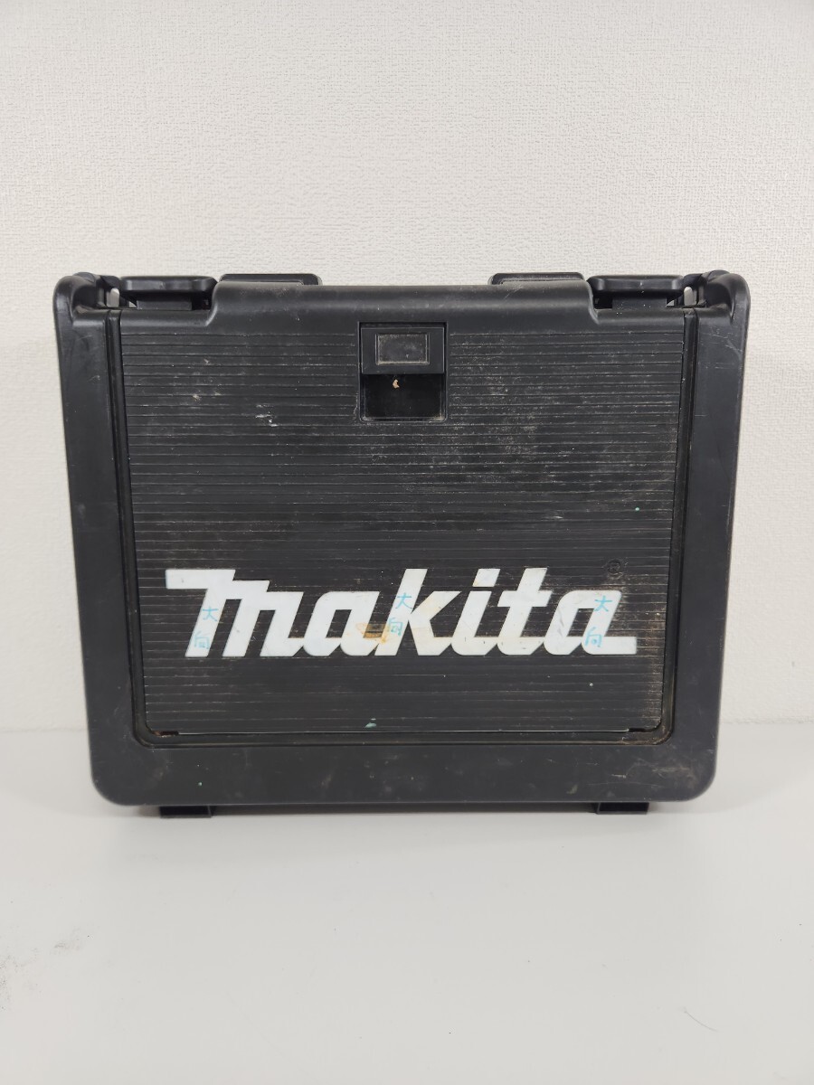 G☆ makita マキタ TD132D 充電式 インパクト ドライバ スライド式バッテリ充電器 工具 動作確認済 バッテリー欠けあり_画像8