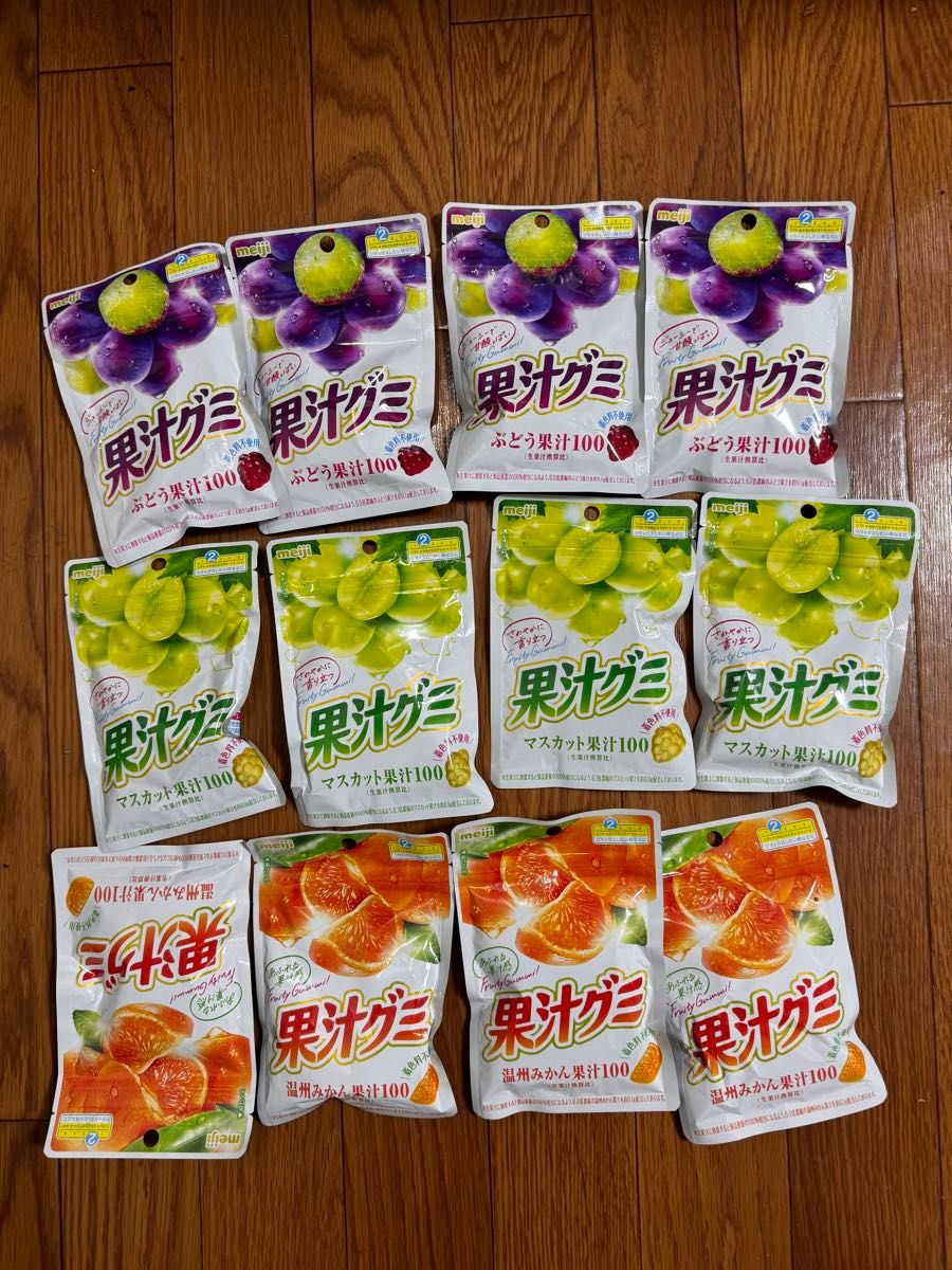 計12袋　明治 果汁グミ　５４ｇ × 12袋