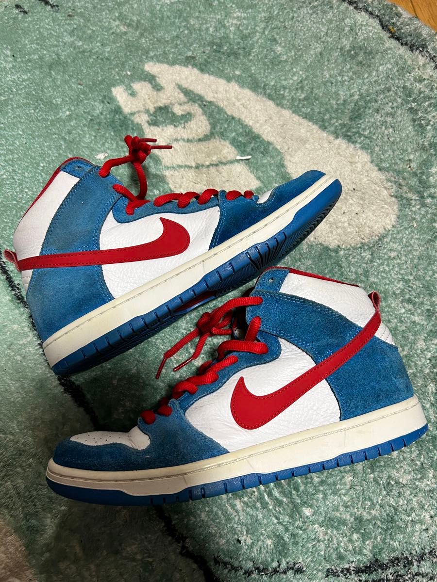 Nike SB Dunk High "Doraemon"