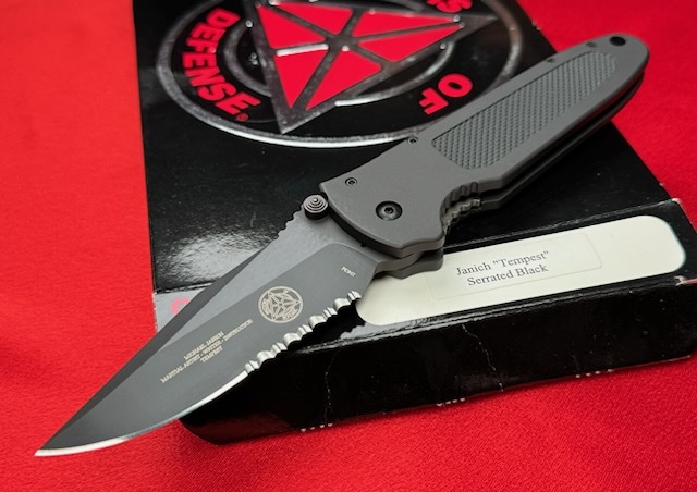 【市】Master of Defense マスターオブディフェンス MOD Janich "Tempest" Serrated Black_画像1