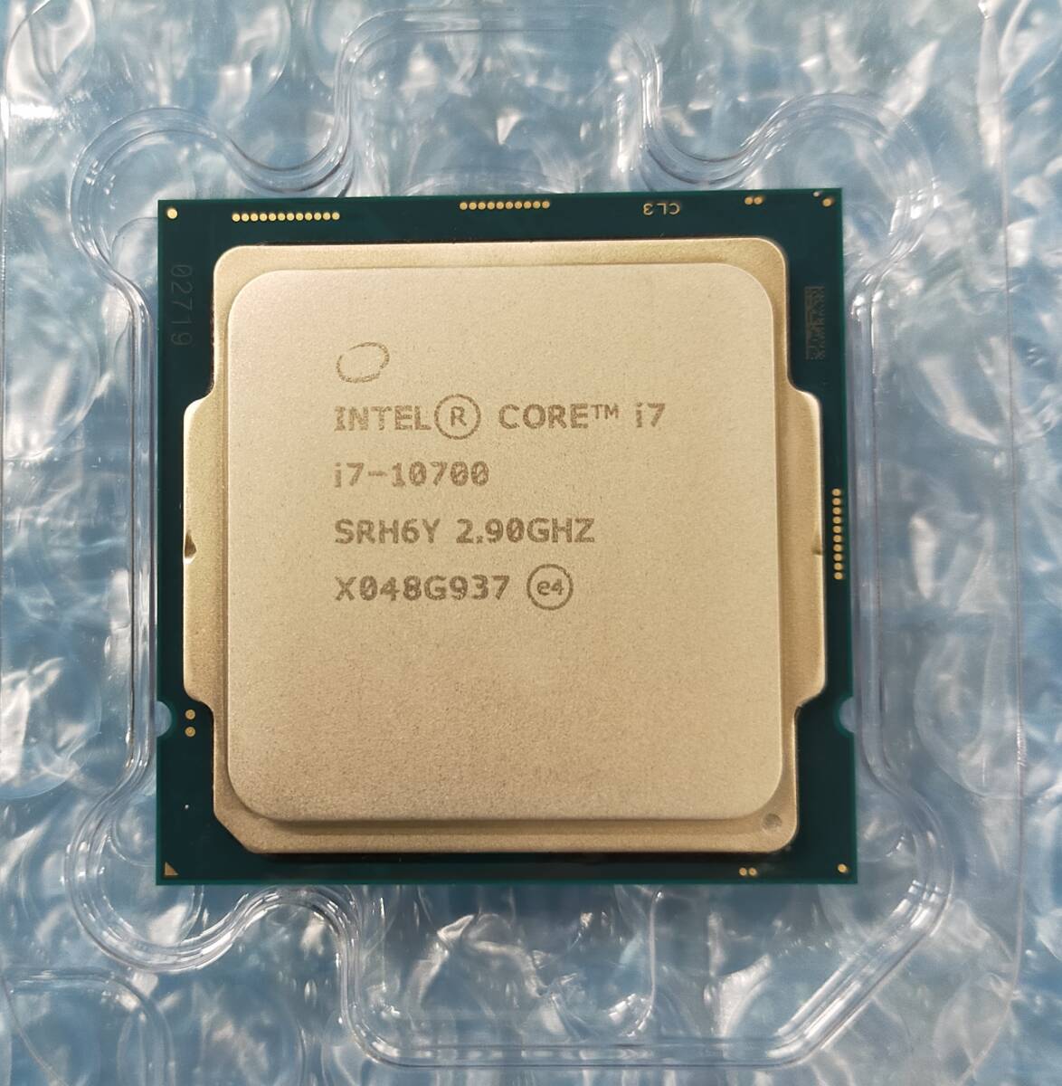 【送料込み・ジャンク】Intel CPU Core i7-10700 　出品番号1_画像1