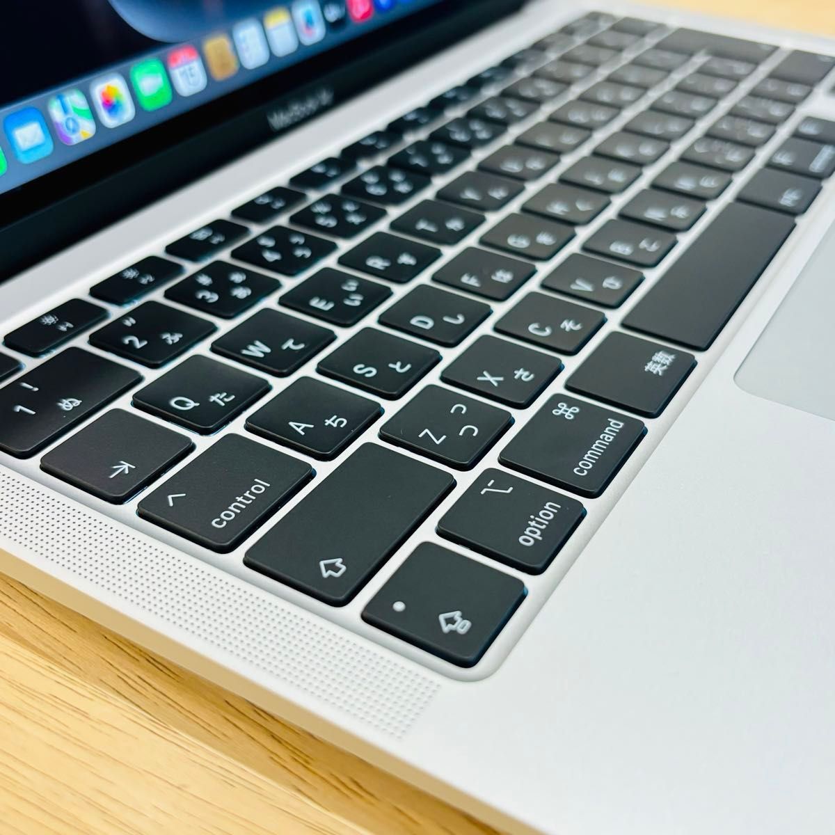 M1  MacBook Air 16GB CTO 純正ケーブル、アダプタ 新品