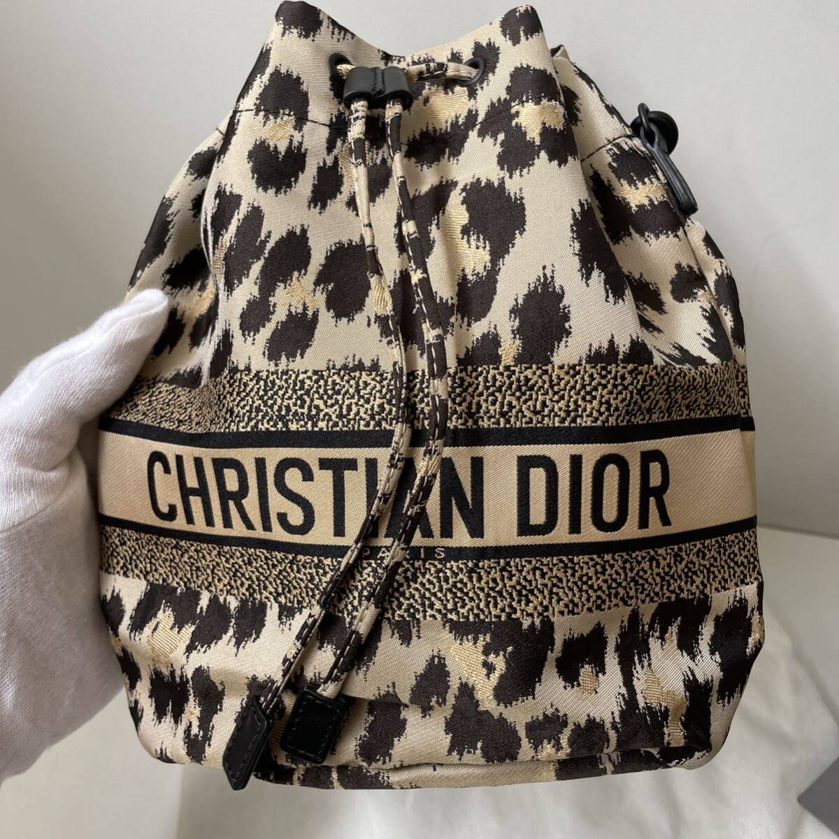 希少品 ディオール DiorMizzaトラベル巾着ポーチバッグ 豹柄 希少品 ディオール DiorMizzaトラベル巾着ポーチバッグ 豹柄
