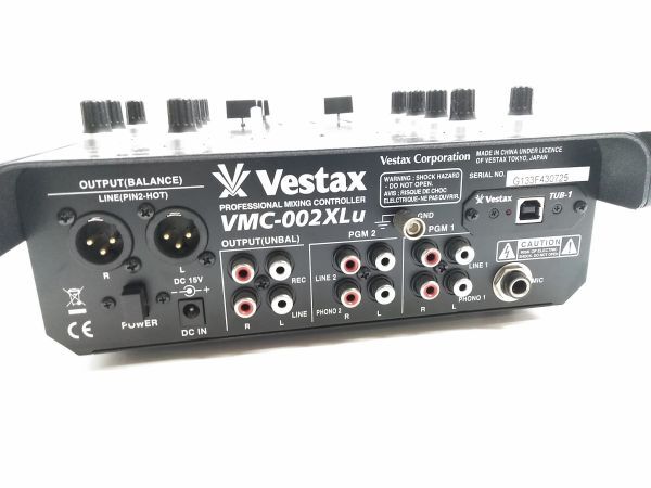 ◇未確認 Vestax DJミキサー VMC-002XLu TUB オーディオインターフェイス内蔵 3バンドアイソレーター/XLR出力端子 0617E1H @80 ◇の画像4