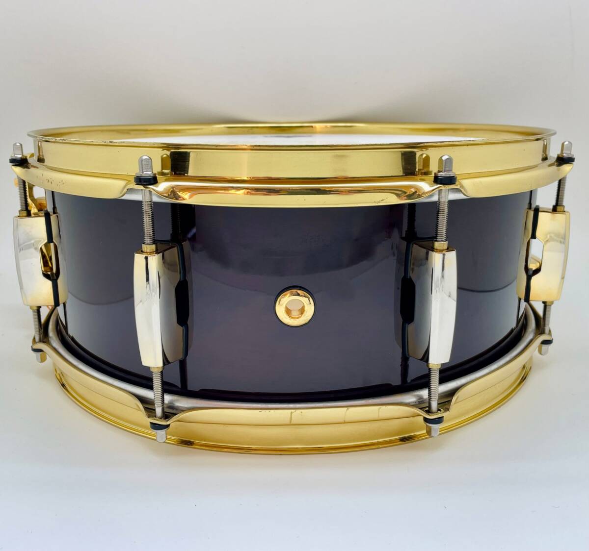 5.5 x 14 жемчуг custom Classic * One-piece Maple малый барабан *Pearl Custom Classic One Piece Maple Shell Snare Drum *JAPAN*