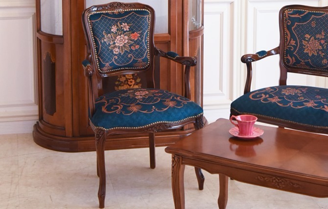 【アウトレット】130,000円 イタリア製 サロン１Pチェア 椅子 アームチェア 輸入家具 アンティーク調 猫脚 ドルチェローズQUEEN ブルー_画像7