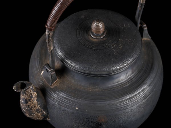 [.]. tea utensils original silver made hot water . silver bin weight 386.5g box attaching KV402