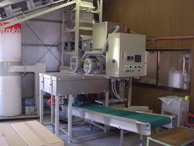 クワガタショップＭD MDクワガタマットプロEX 10L×5袋_マット製造機械(この機械で製造しています)
