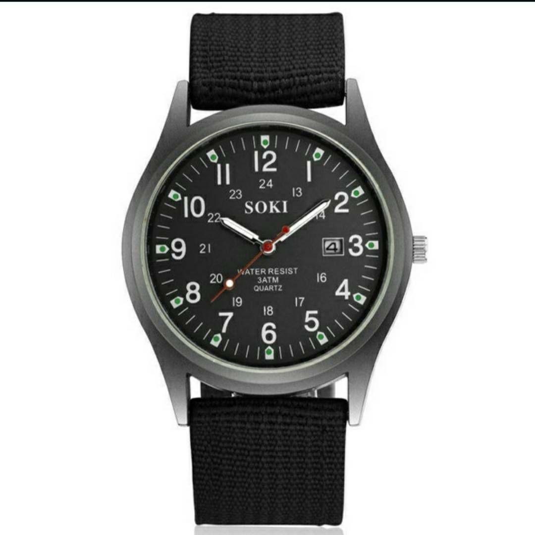 新品 未使用 メンズ 腕時計 アナログ カレンダー カジュアル 黒　ブラック　時計　■本体直径:4cm ■本体厚み0.8cm ■バンド長さ:24.5cm_画像2