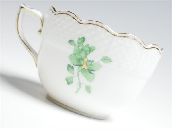 k370 HEREND Herend Kiyoshi. flower . small cup & saucer 
