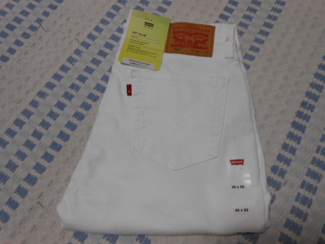 新品！リーバイス　511ホワイト　Ｗ33・Ｌ32　貴重Rタブ　白　045111943　スリム　501XX　ラスト1本