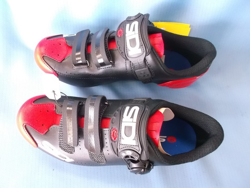 8316円 新品、未使用品 SIDI TRACE2 SPDシューズ 黒/赤 41 8316円 新品、未使用品 SIDI TRACE2 SPDシューズ 黒/赤 41
