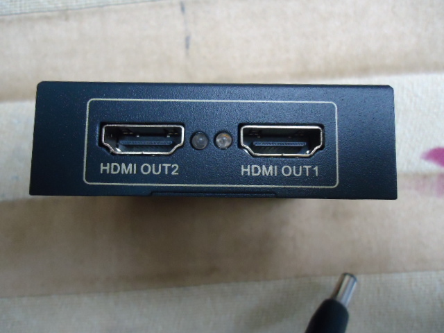 AstroAI　HDMI　SPLITTER　HDMI２分配器　動作品　４K 2K　３D対応　フルHV_画像3