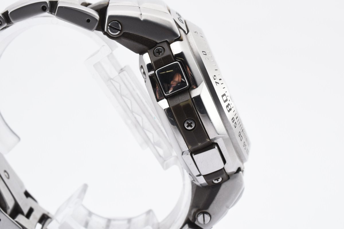 稼働品 カシオ ジーショック GW-1600J デイト ラウンド シルバー メンズ ソーラー 腕時計 CASIO G-SHOCK_画像3