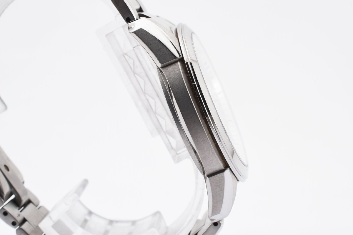  Citizen Exceline H111-T016952 Date round silver quartz men's wristwatch CITIZEN REGINO