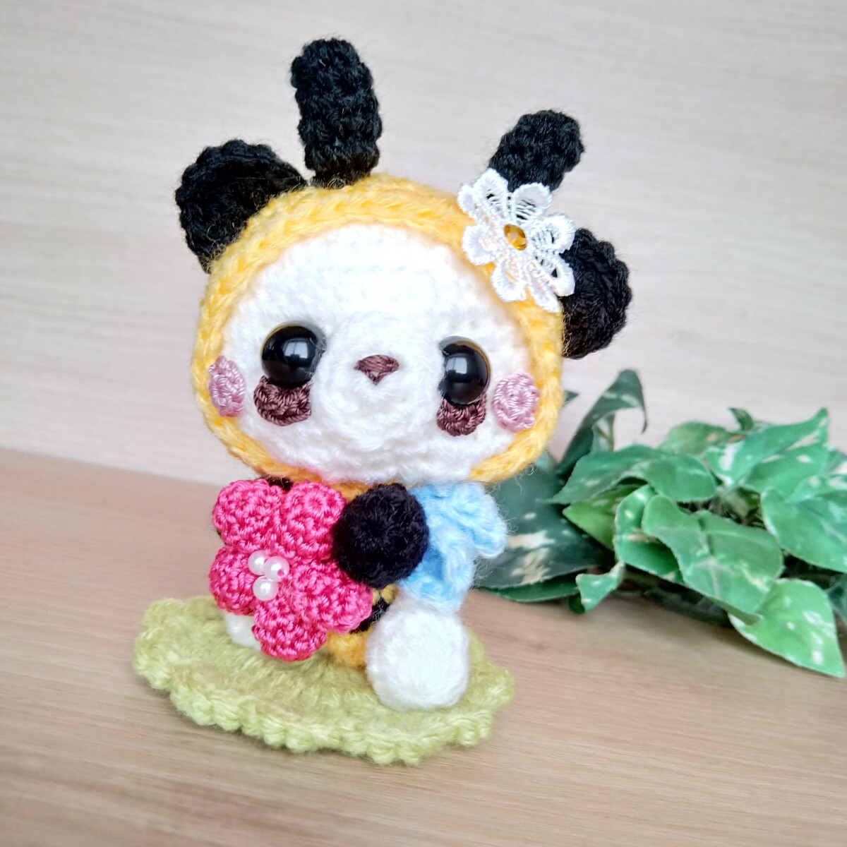 #Amy... knitting .... cartoon-character costume * Panda free shipping hand made!