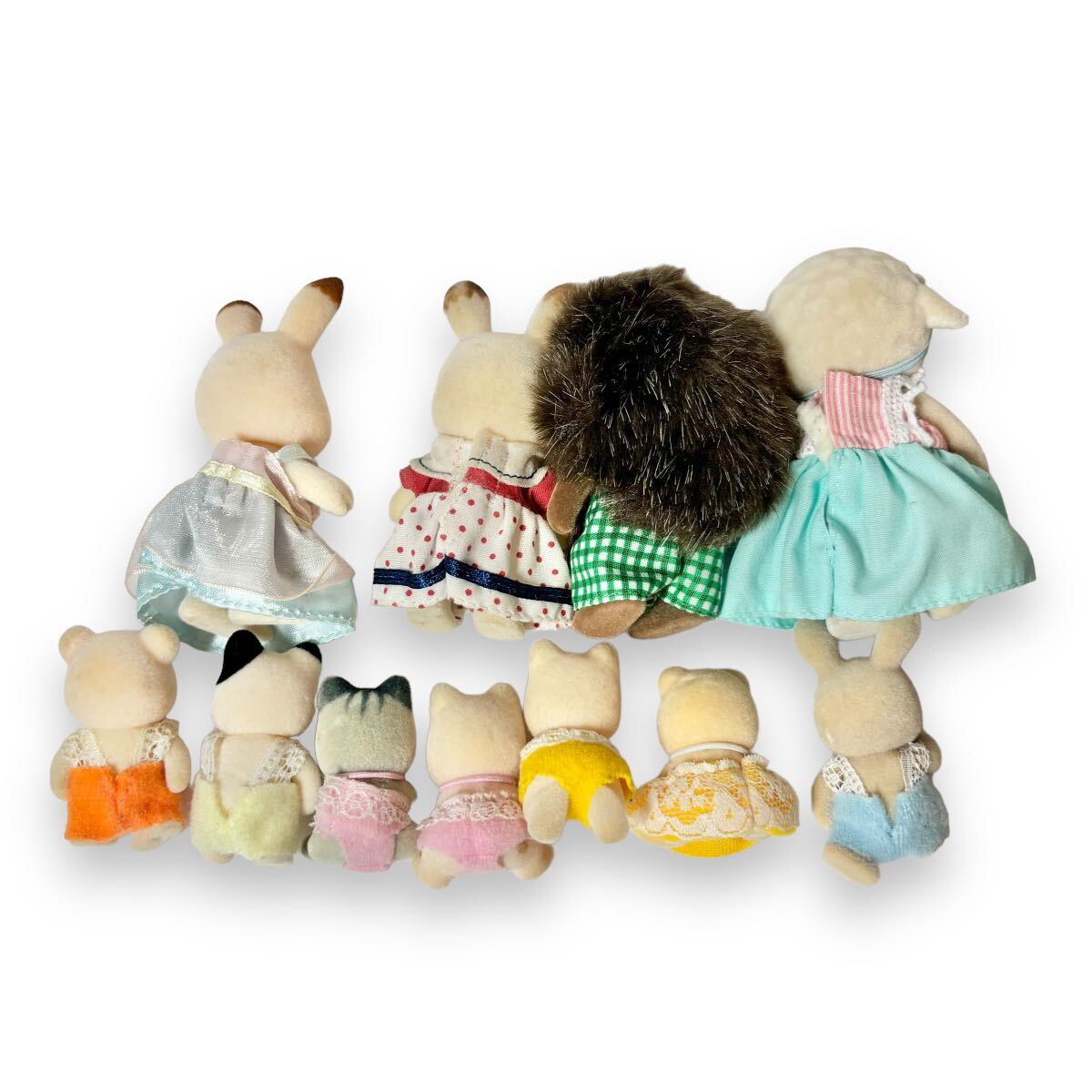 シルバニアファミリー 人形 赤ちゃん 洋服付き まとめ売り 11体セット うさぎ ハリネズミ 羊 猫 リス コレクション 送料無料の画像5