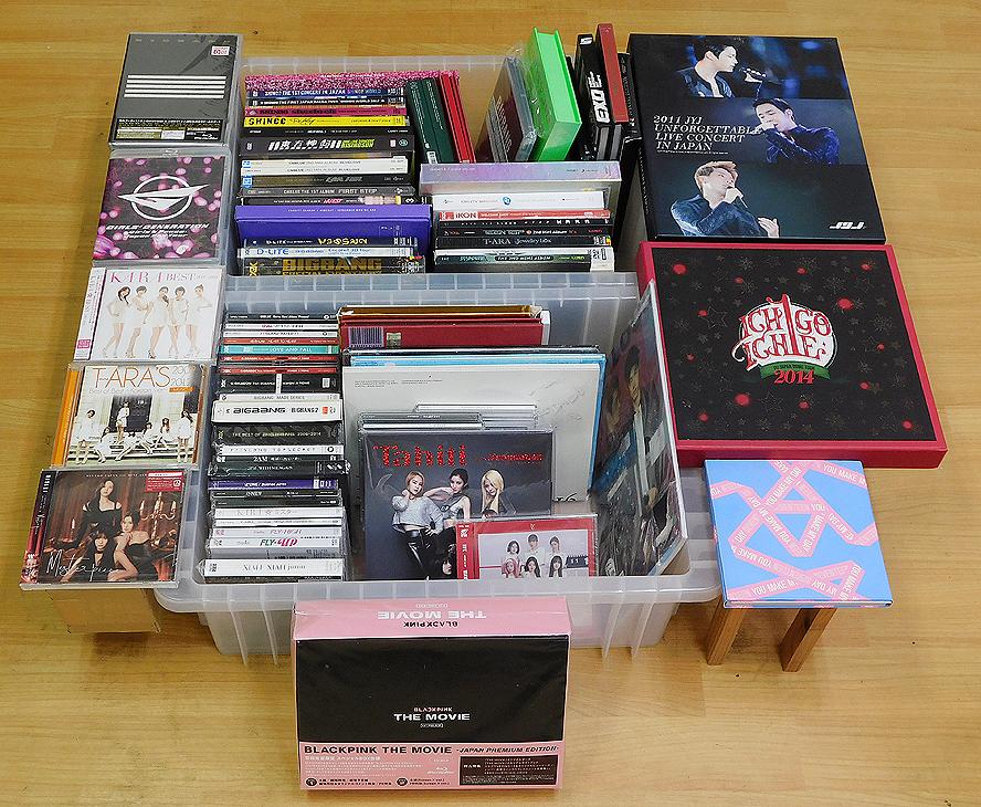 処分品 K-POP 韓国系CD/DVD約70点まとめ売り大量セット/BLACK PINK/BTS/IVE/BIGBANG/JYJ/東方神起/SEVENTEEN/MISAMO/KARA/少女時代/2PM/2AMの画像1