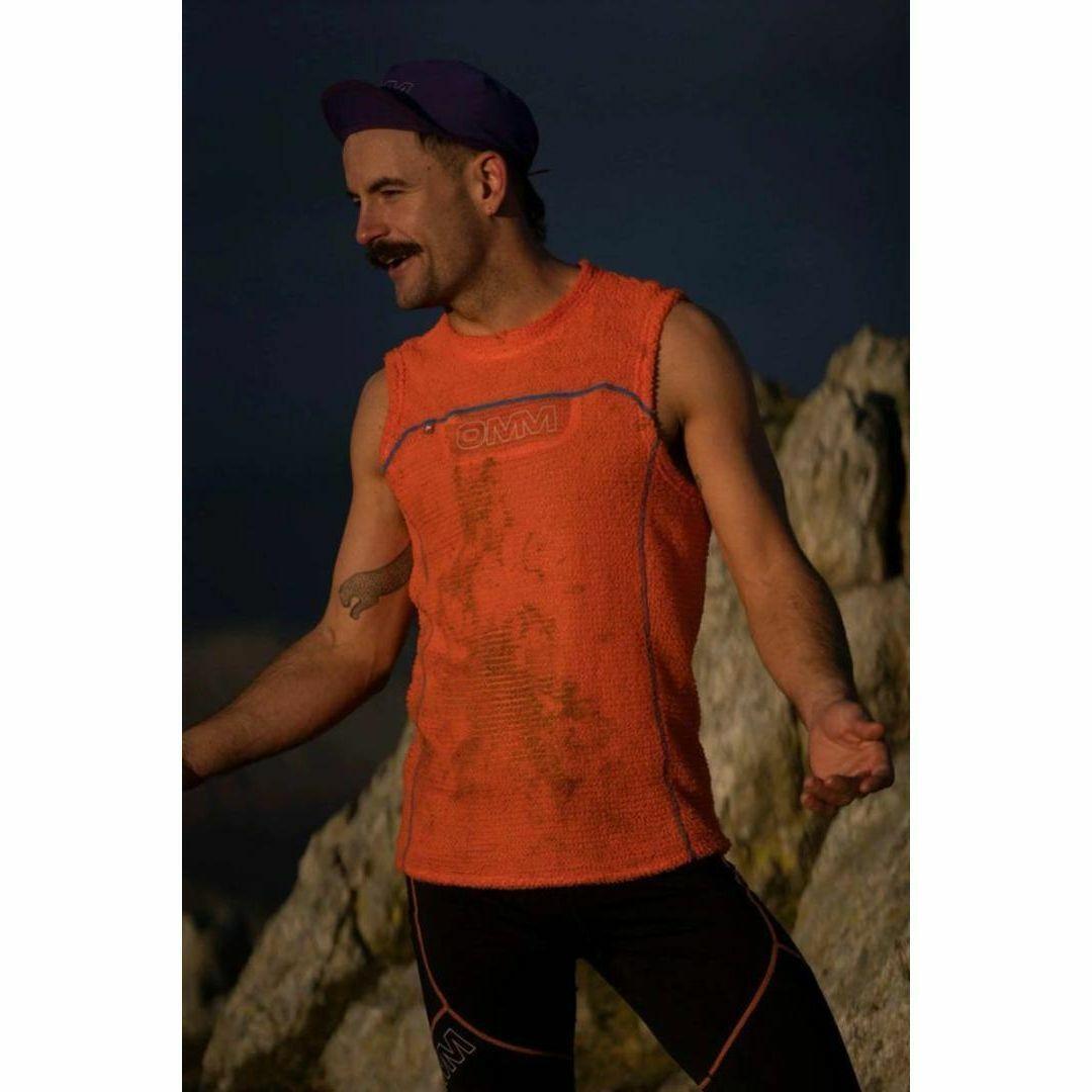 OMM Core Vest コアベスト Sサイズ ブラック 山 道 登山 OMM Core Vest コアベスト Sサイズ ブラック 山 道 登山