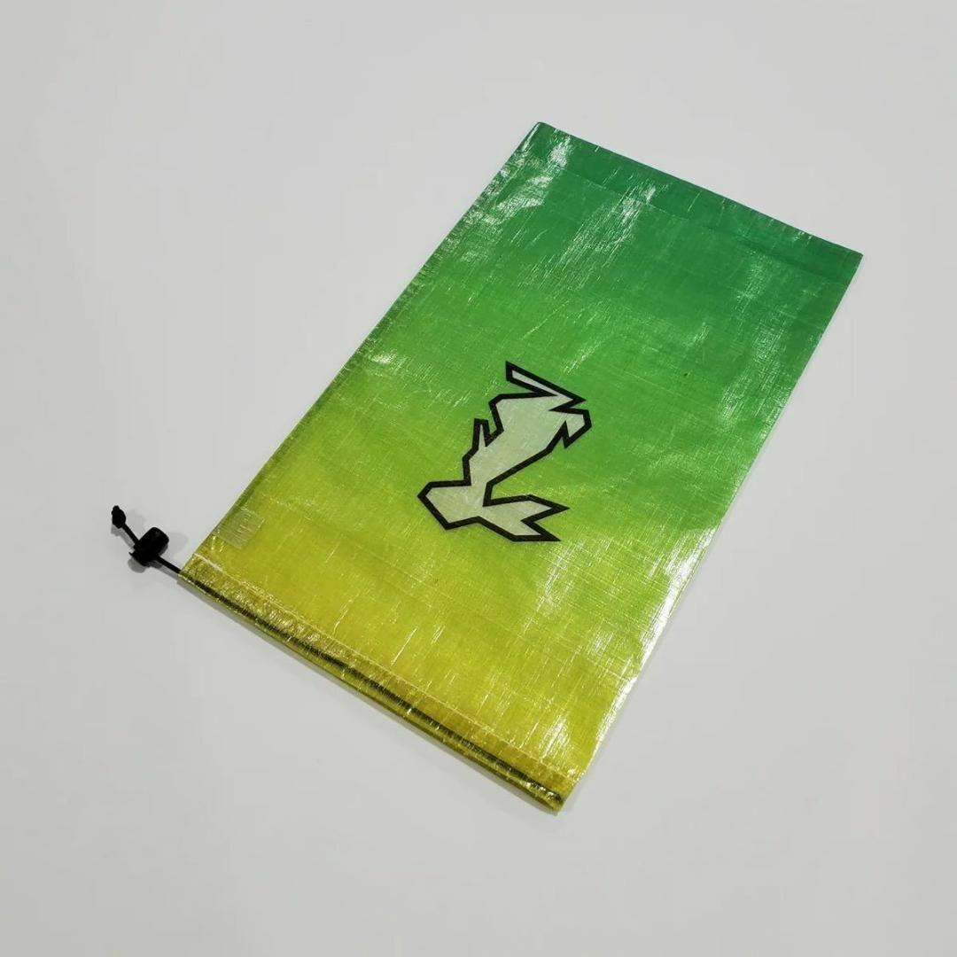 HIGH TAIL DESIGNS Stuff Sack Limeade　ハイテールデザイン　ウルトラライト　スタッフサック　UL　軽量　山と道　ポーチ　登山　ハイク_画像5