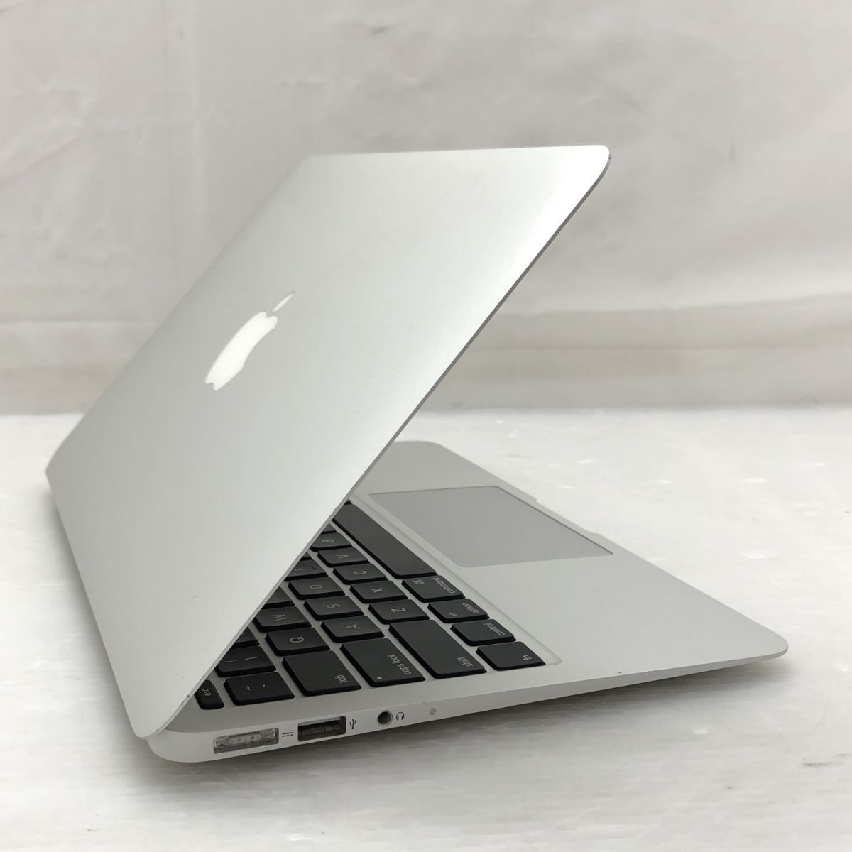 1円 Apple MacBook Air (11-inch, Mid 2012) A1465 Core i5-3317U メモリ4GB SSD 64GB 11インチ T013135_画像7