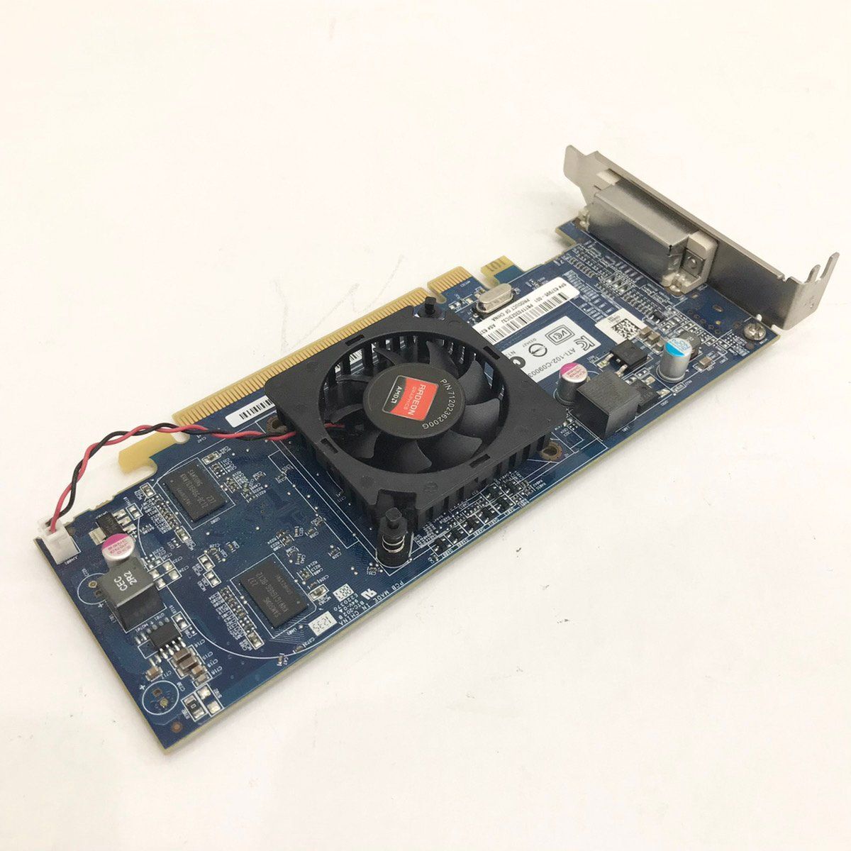 1円 PC堂1 【ジャンク】グラフィックボード Radeon HD6350 512MB ロープロファイル AMD ATI-102-C09003【訳あり】MD00081_画像3