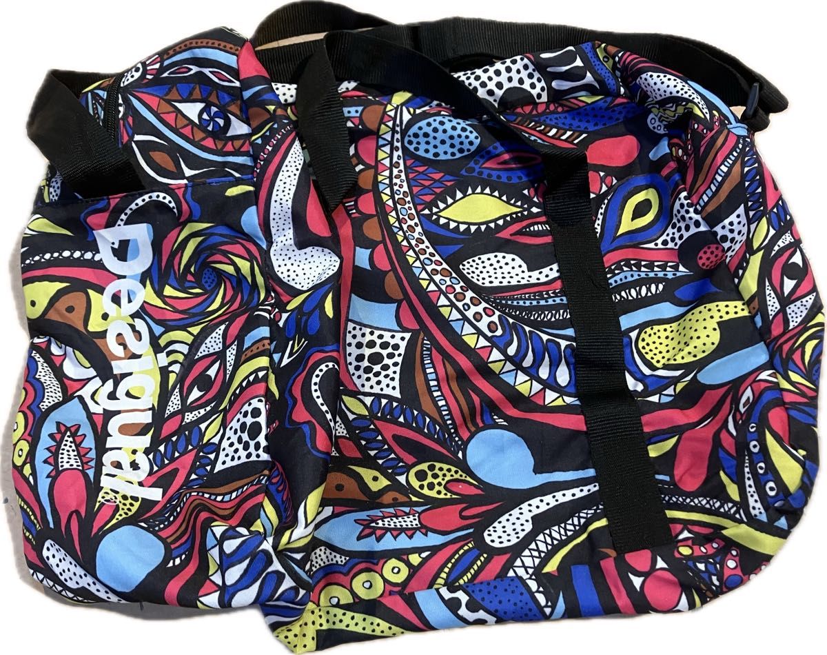 Desigual ボストンバッグ　32cm×42cm マチ16cm