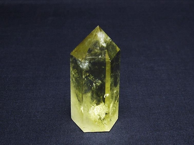 誠安◆天然石最高級品シトリン水晶六角柱[T61-13541]の画像1