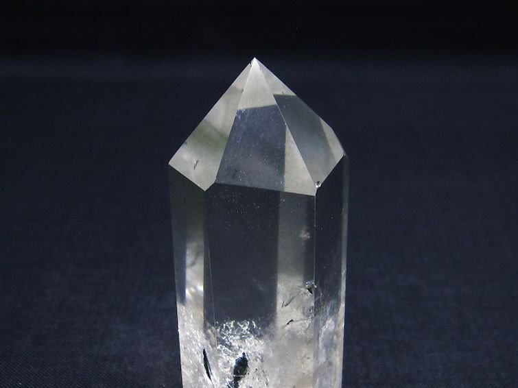 誠安◆天然石最高級品ガーデン水晶六角柱[T60-26048]_画像3