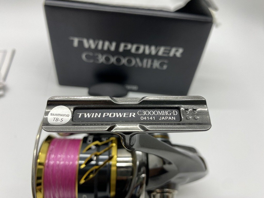 ■超綺麗【SHIMANO シマノ TWINPOWER 20 ツインパワー C3000MHG バーサタイルハイギアモデル 箱 保存袋付き】SH-18421の画像6