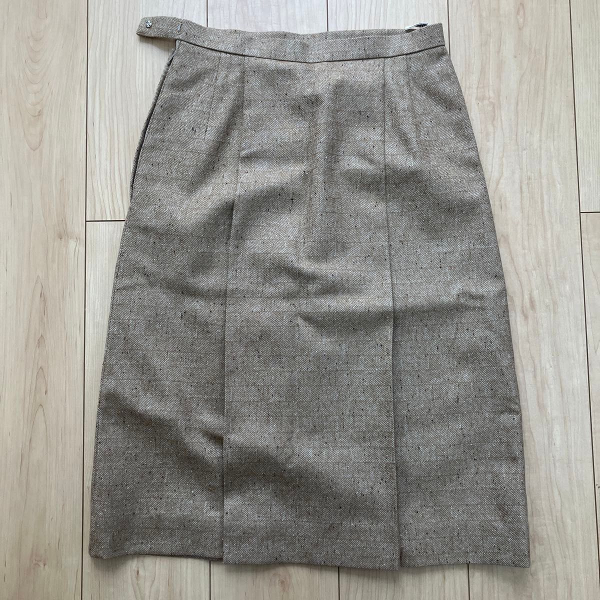【未着用】DAKS スカート　ブラウン　サイズ 70-95