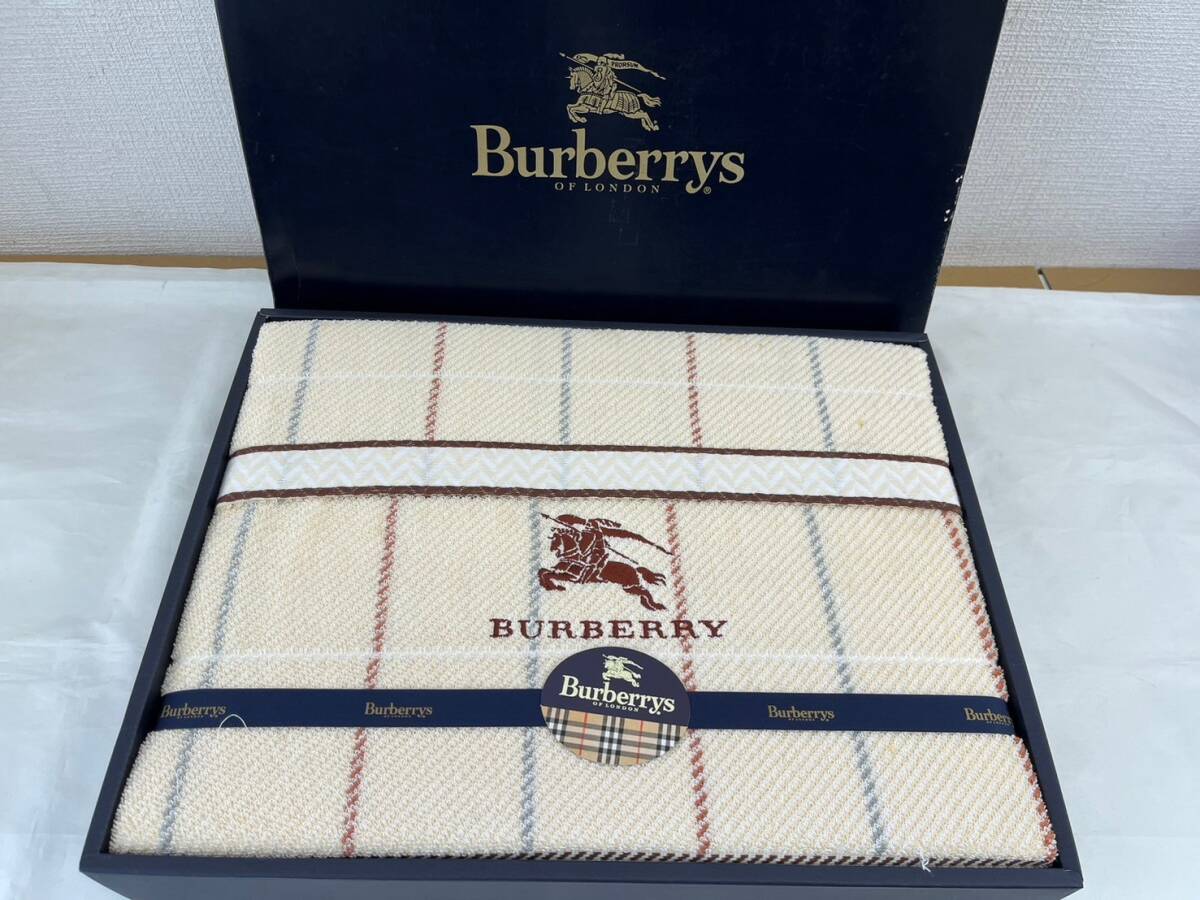 kj9067100/未使用 Burberrys バーバリーズ タオルケット 140×190cm 綿100% 訳あり_画像1