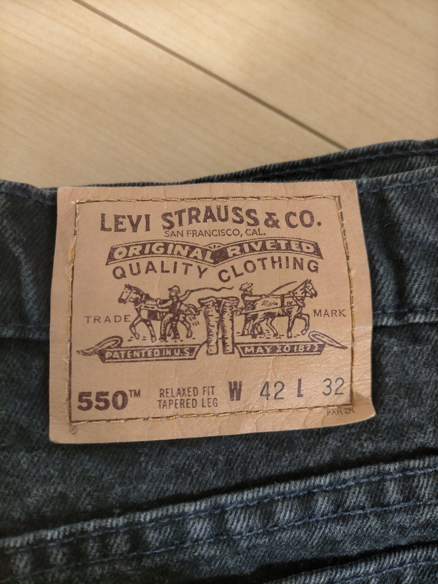  beautiful goods big size 90s USA made Vintage 96 year Levi\'s550 Levi's relax Fit super black Denim pants W42L32 *501505