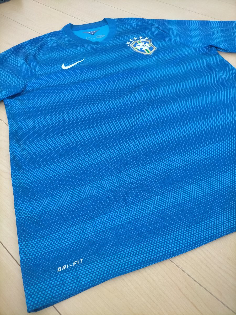 状態良好 ビッグサイズ 14-15 ブラジルＷ杯 NIKE ナイキ ブラジル代表 ユニフォーム アウェイ size-XL ★ネイマールダニエルアウベス_画像4