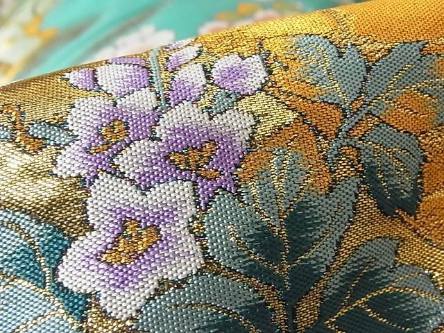 平和屋-こころ店■極上　色打掛　刺繍　芝枝花丸文　金糸　正絹　逸品　AAAC0779Abr_画像8