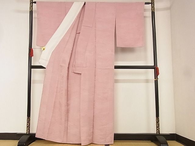 平和屋-こころ店■上質な色無地　単衣　雲取り吉祥文　珊瑚色　正絹　逸品　未使用　AAAC8882Ack_画像3