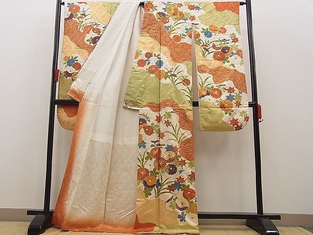 平和屋野田店■豪華振袖　駒刺繍　道長吉祥秋草文　金彩　高島屋扱い　逸品　BAAD5606yt_画像2