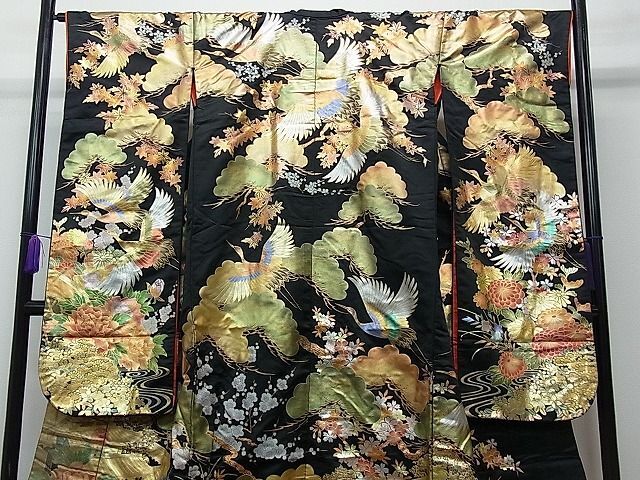 flat peace shop 1# colorful wedding kimono Japanese clothes wedding wedding bride god company . type . place car . crane pine flower writing black metal silver . excellent article CAAA4335gh